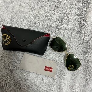 NEW Ray-Ban AVIATOR CLASSIC Sunglasses